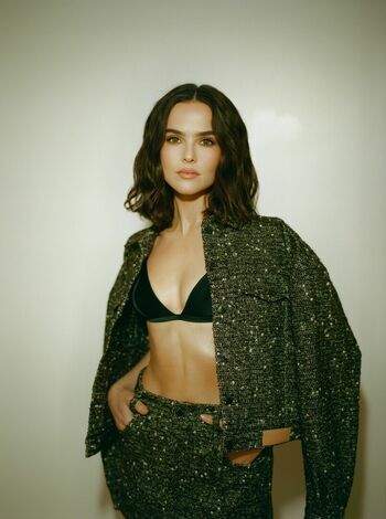 Zoey Deutch