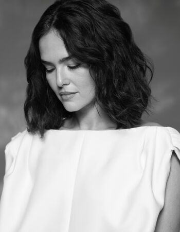 Zoey Deutch